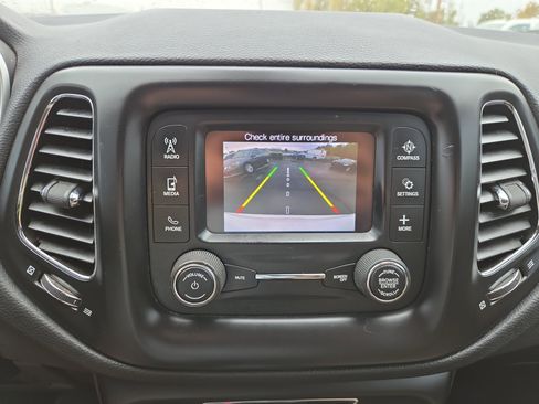 Used 2018 Jeep Compass Sport image 22