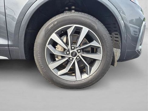 Used 2024 Audi Q5 2.0T Premium AWD/4WD image 24