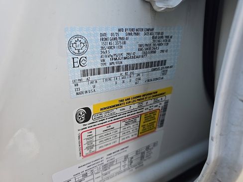 Used 2025 Ford Expedition Platinum w/ Platinum Ultimate Package image 12