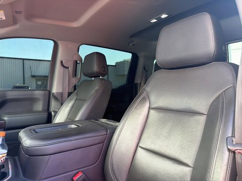 Used 2019 GMC Sierra 1500 SLT w/ SLT Premium Package image 8