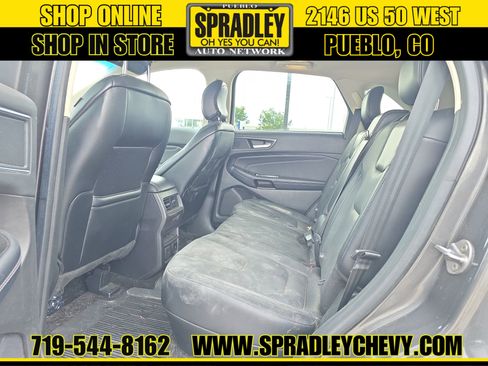 Used 2018 Ford Edge Titanium w/ Equipment Group 301A AWD/4WD image 5