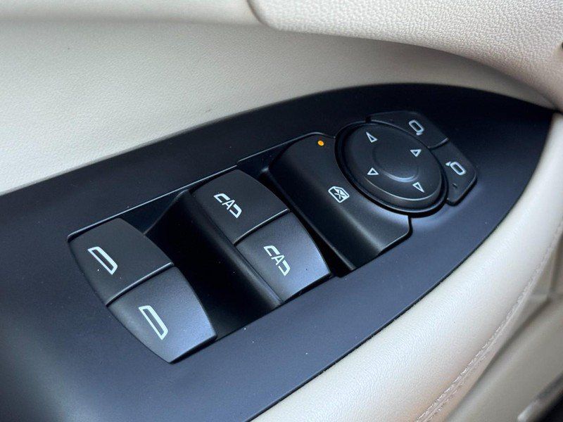 Used 2019 Buick LaCrosse Essence w/ Sun and Shade Package AWD/4WD image 23