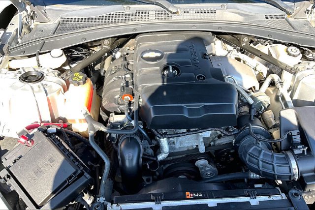 Used 2018 Chevrolet Camaro LT RWD image 28