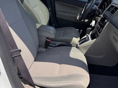 Used 2011 Dodge Caliber Mainstreet FWD image 11