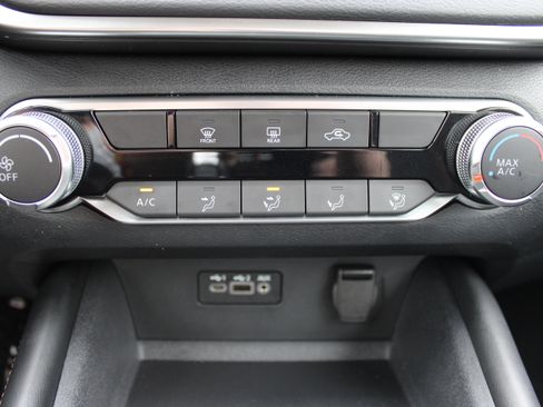 Certified 2022 Nissan Altima 2.5 SR image 18