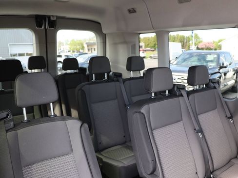 Used 2025 Ford Transit 350 XLT image 11