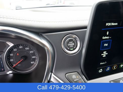 Used 2025 Chevrolet Blazer LT AWD/4WD image 23
