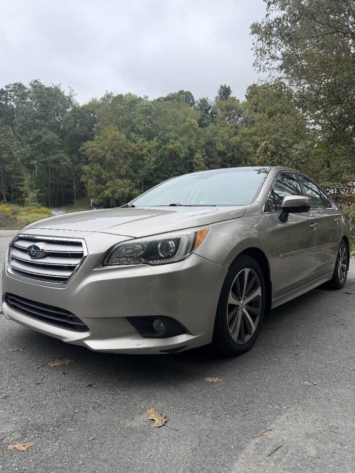 Used 2016 Subaru Legacy 2.5i Limited AWD/4WD image 2