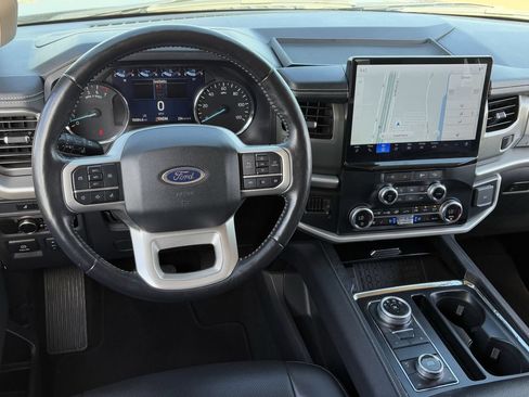 Used 2024 Ford Expedition Max XLT AWD/4WD image 13