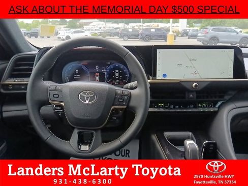 Used 2026 Toyota Crown AWD/4WD image 30