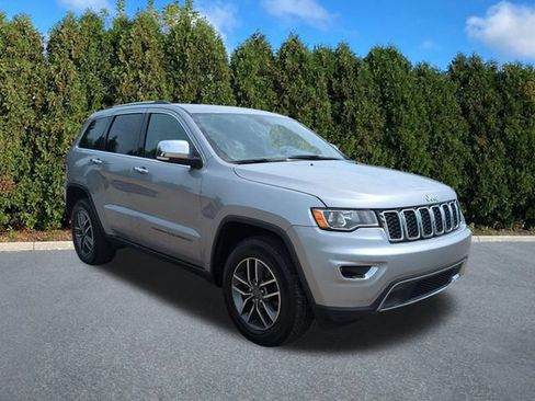 Used 2019 Jeep Grand Cherokee Limited AWD/4WD image 3