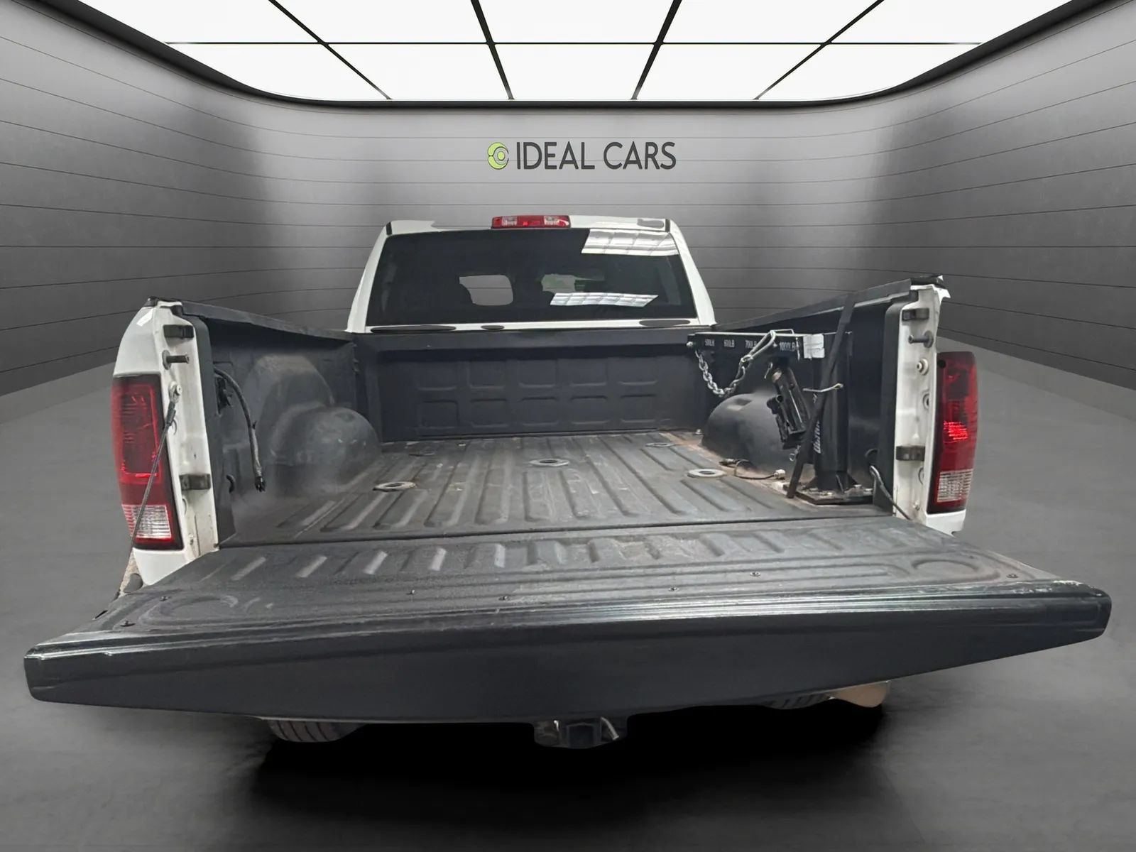 Used 2016 RAM 2500 Tradesman w/ Chrome Appearance Group AWD/4WD image 19