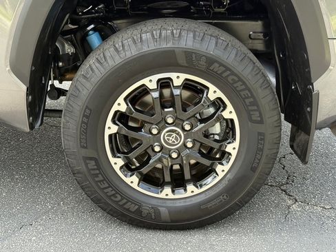 Used 2024 Toyota Tundra SR5 image 10