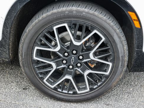 Used 2024 Chevrolet Blazer RS w/ Driver Confidence II Package image 13