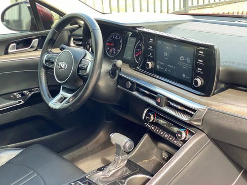 Used 2021 Kia K5 EX image 2