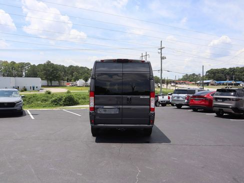 Used 2023 RAM ProMaster 2500 w/ Premium Convenience Group (B) FWD image 16