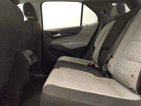 Used 2022 Chevrolet Equinox LT AWD/4WD image 18