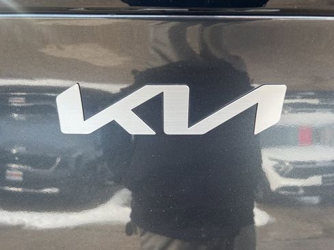 Certified 2024 Kia Sportage EX FWD image 31