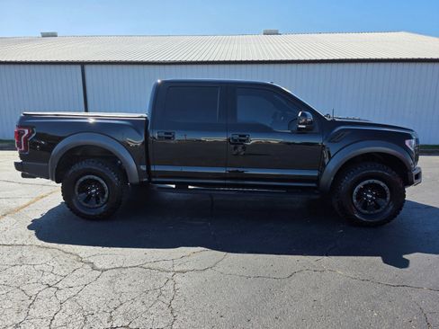 Used 2018 Ford F150 Raptor w/ Equipment Group 802A Luxury image 2