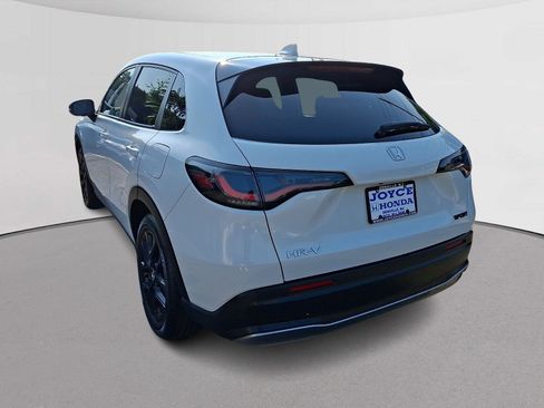 Certified 2024 Honda HR-V Sport image 8