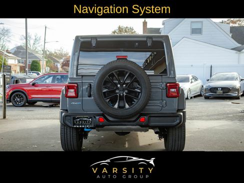 Used 2023 Jeep Wrangler Unlimited Sahara w/ Safety Group image 5