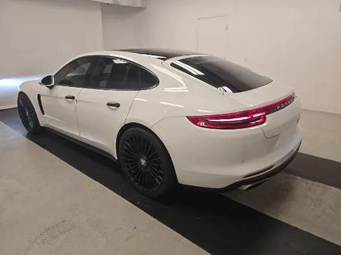 Used 2018 Porsche Panamera 4 AWD/4WD image 25