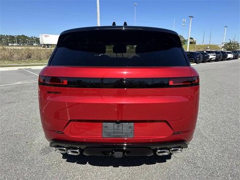 New 2025 Land Rover Range Rover Sport Dynamic SE image 5
