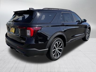 New 2026 Ford Explorer ST-Line