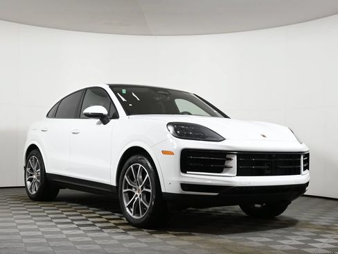 Used 2026 Porsche Cayenne Coupe AWD/4WD image 9