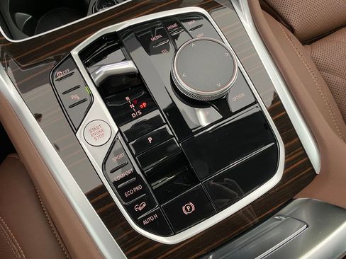 New 2026 BMW X6 xDrive40i w/ Climate Comfort Package image 26