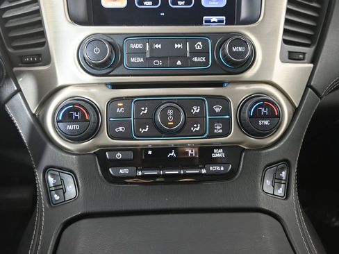 Used 2018 GMC Yukon Denali w/ Denali Ultimate Package AWD/4WD image 31