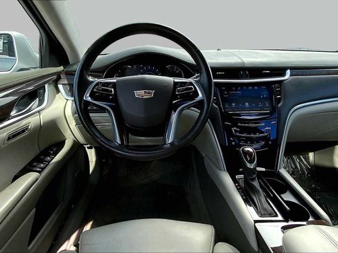 Used 2016 Cadillac XTS Platinum AWD/4WD image 4