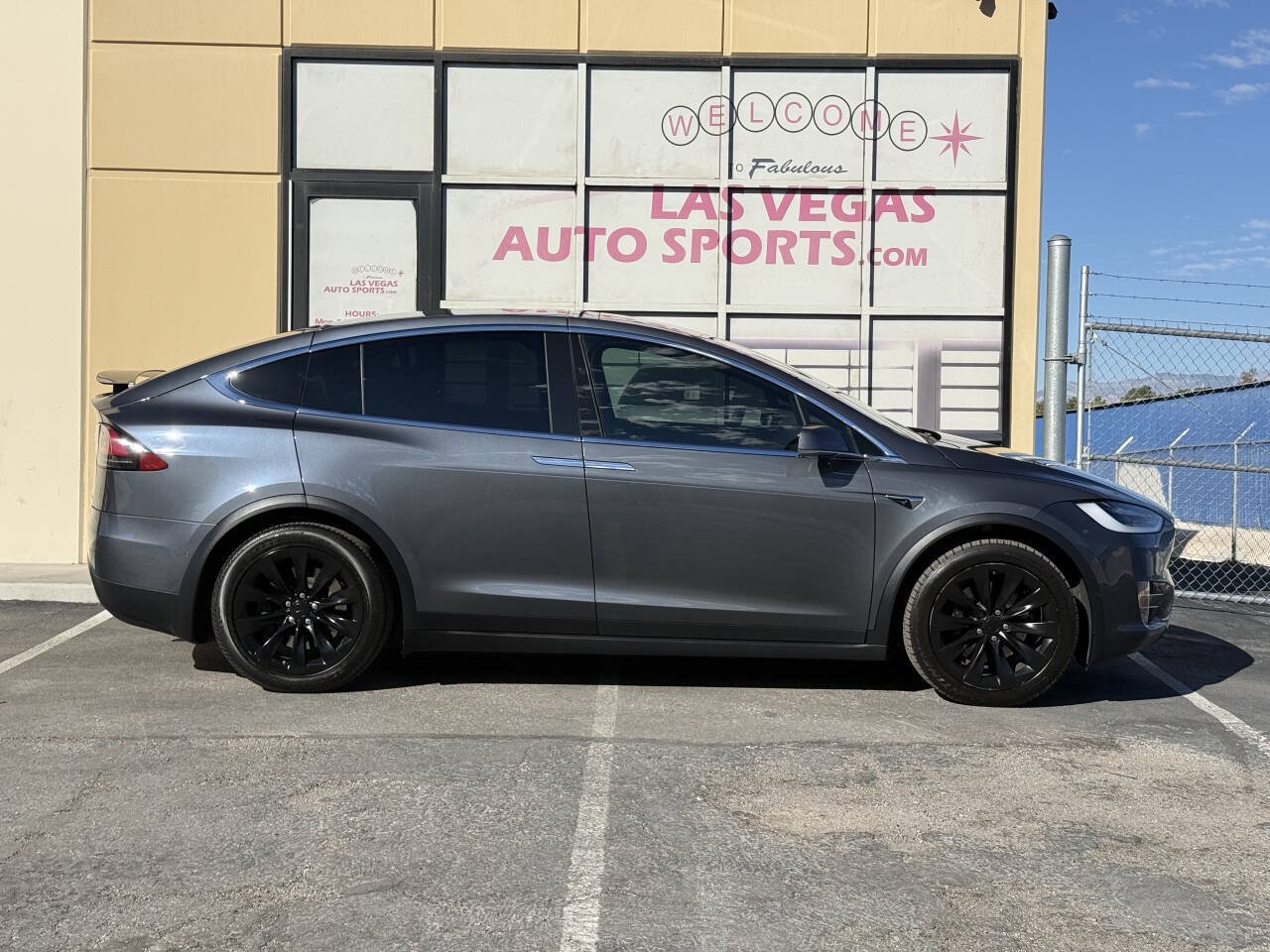 Used 2020 Tesla Model X Long Range AWD/4WD image 7