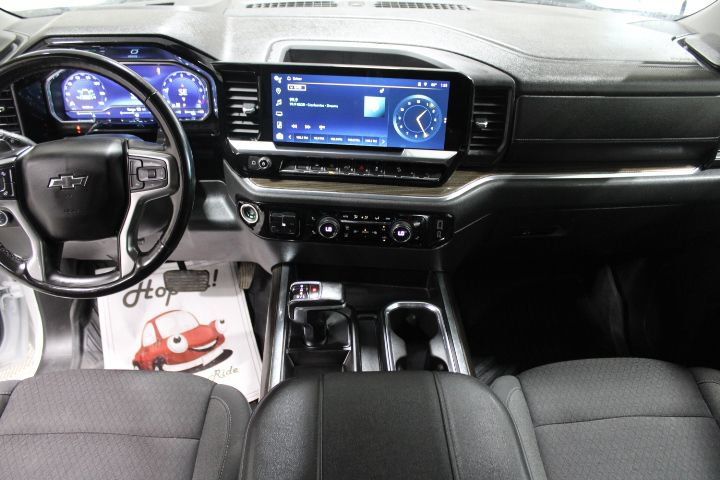 Used 2023 Chevrolet Silverado 1500 LT Trail Boss w/ Protection Package AWD/4WD image 2