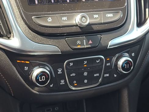 Used 2023 Chevrolet Equinox Premier AWD/4WD image 20