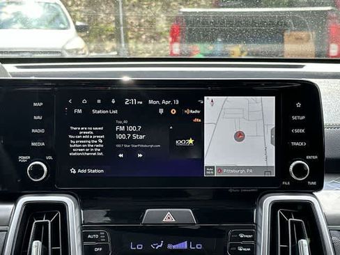 Used 2023 Kia Sorento EX AWD/4WD image 11