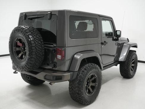 Used 2017 Jeep Wrangler 75th Anniversary image 4