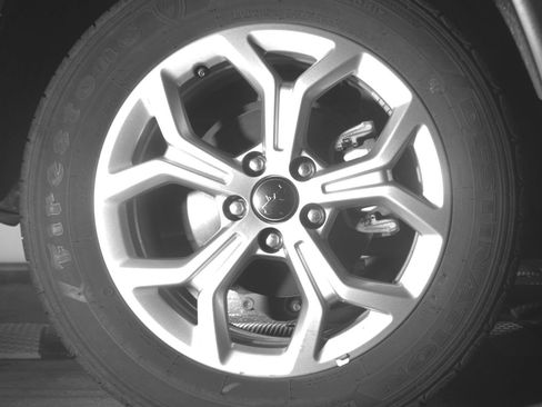 Used 2025 Jeep Compass Latitude image 15