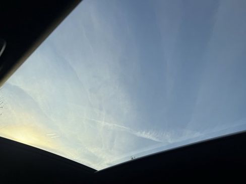 Used 2017 Mercedes-Benz S 550 4MATIC Sedan image 11