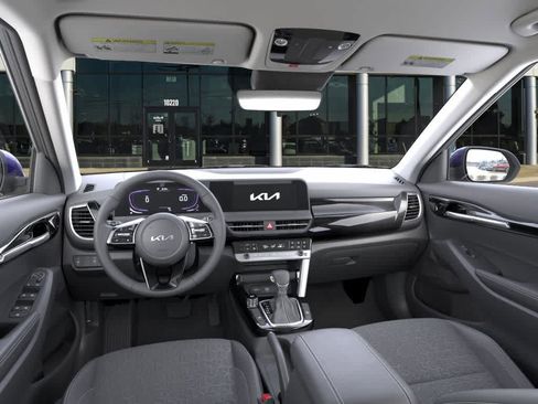 New 2026 Kia Seltos S image 14