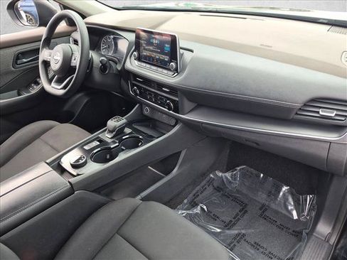Used 2023 Nissan Rogue S AWD/4WD image 21