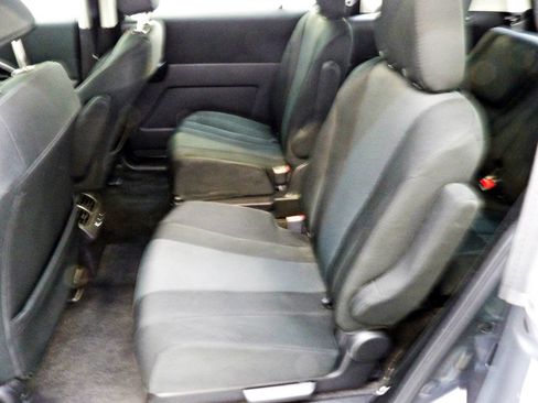 Used 2014 MAZDA MAZDA5 Sport FWD image 9