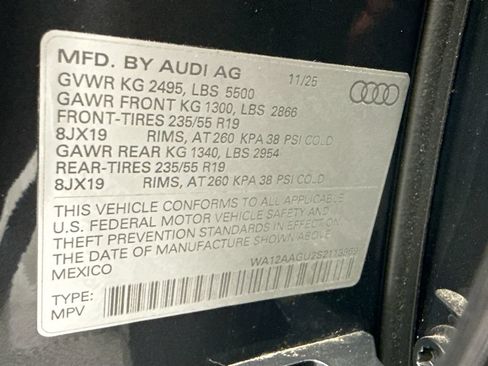 Used 2025 Audi Q5 Premium Plus w/ Premium Plus AWD/4WD image 35