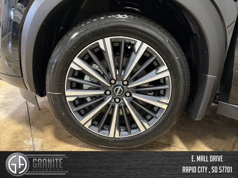 New 2026 Nissan Pathfinder Platinum AWD/4WD image 27