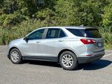 Used 2021 Chevrolet Equinox LT image 2