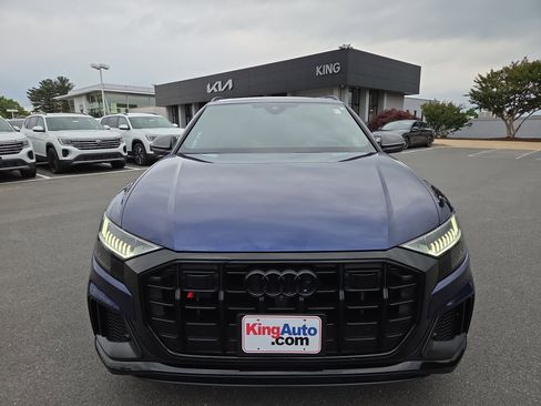 Used 2023 Audi SQ8 Prestige AWD/4WD image 9