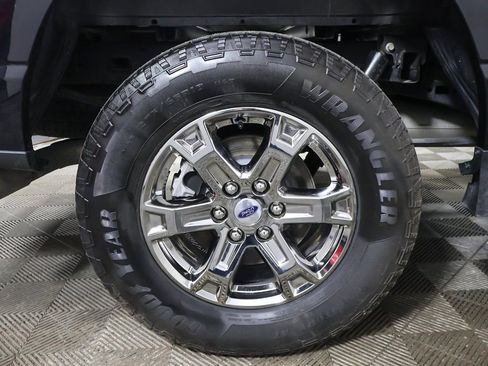 Used 2022 Ford F150 XLT w/ XTR Package image 18