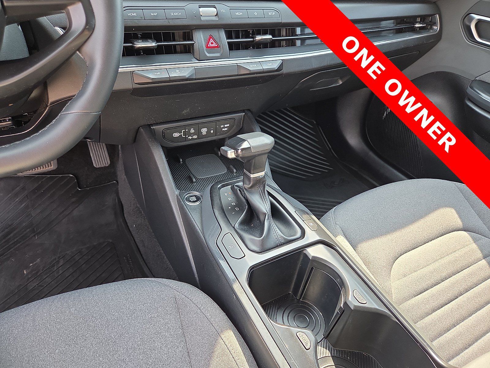 Used 2025 Kia K4 EX FWD image 25