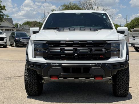Certified 2025 Ford F150 Raptor w/ Equipment Group 803A Raptor R AWD/4WD image 9
