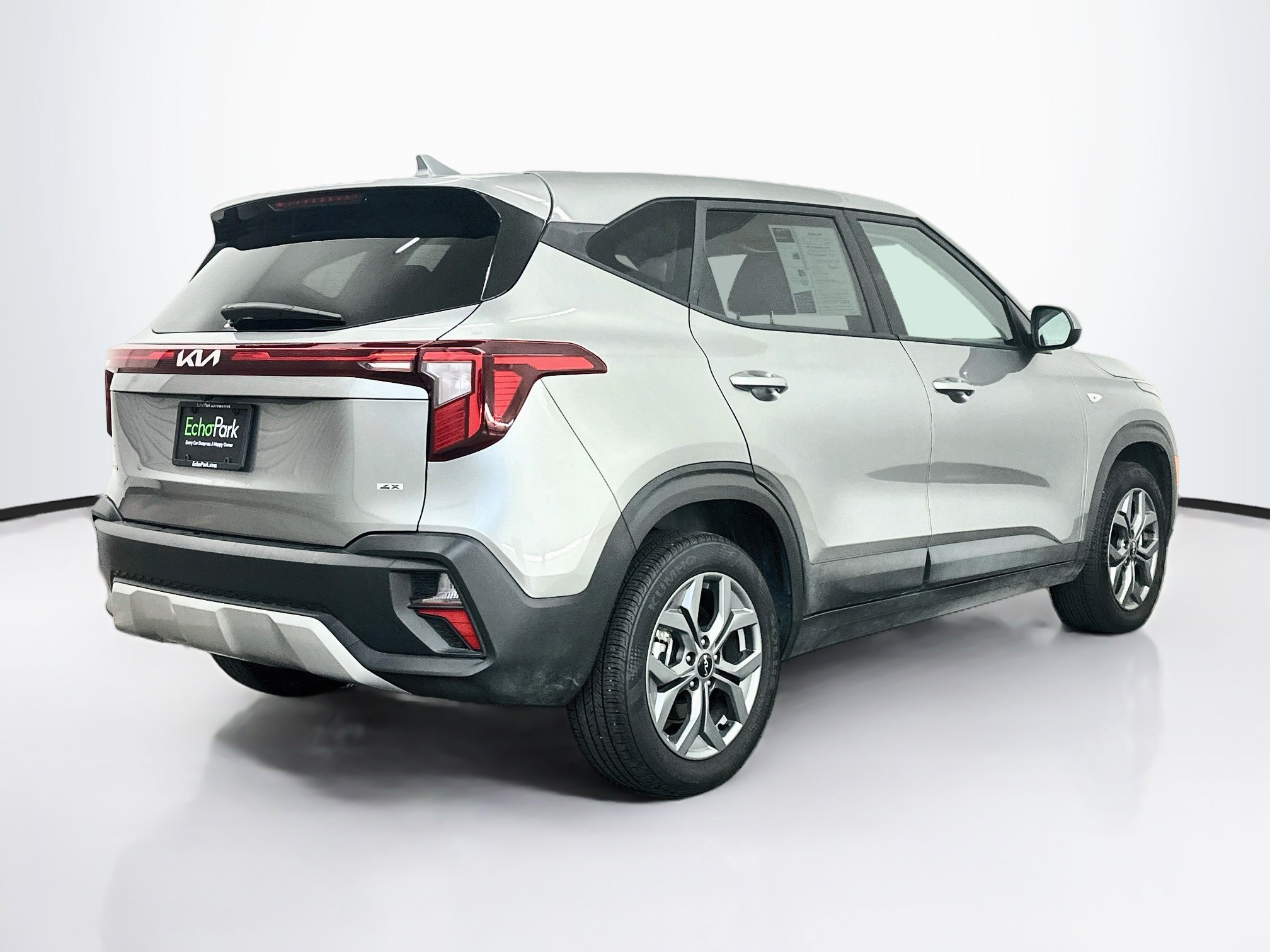 Used 2026 Kia Seltos LX AWD/4WD image 9